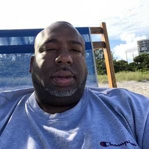 Meet your Posher, Aaron